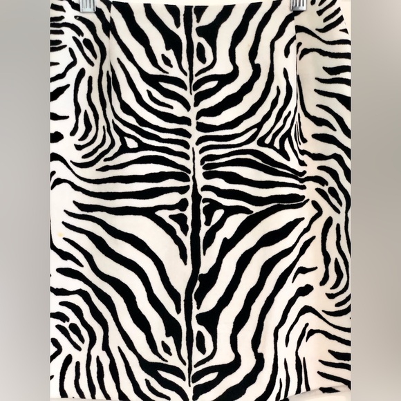 Black White Zebra Print Velvet Mini Skirt Vintage Georgiou Studio Size XS 2 - Picture 5 of 6